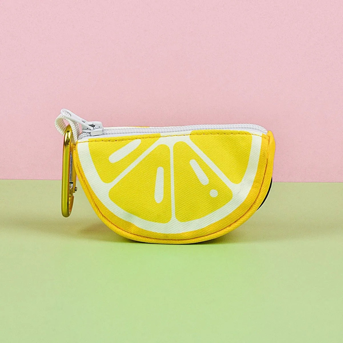 Dispensador de Bolsas para Excrementos de Perro Diseño Fruta | Portabolsas Portátil | Accesorio de Limpieza para Paseo