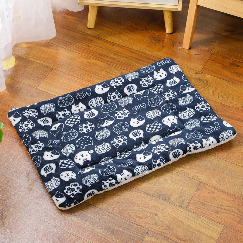 Manta de franela para perros y gatos – Cama acolchada y cálida, alfombra gruesa para mascotas pequeñas y grandes, lavable y antideslizante