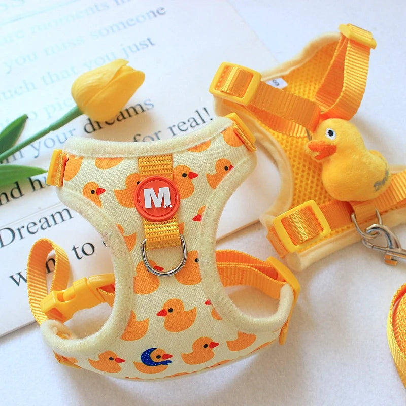 Arnés Ajustable para Perros y Gatos con Estampado Animal + Correa