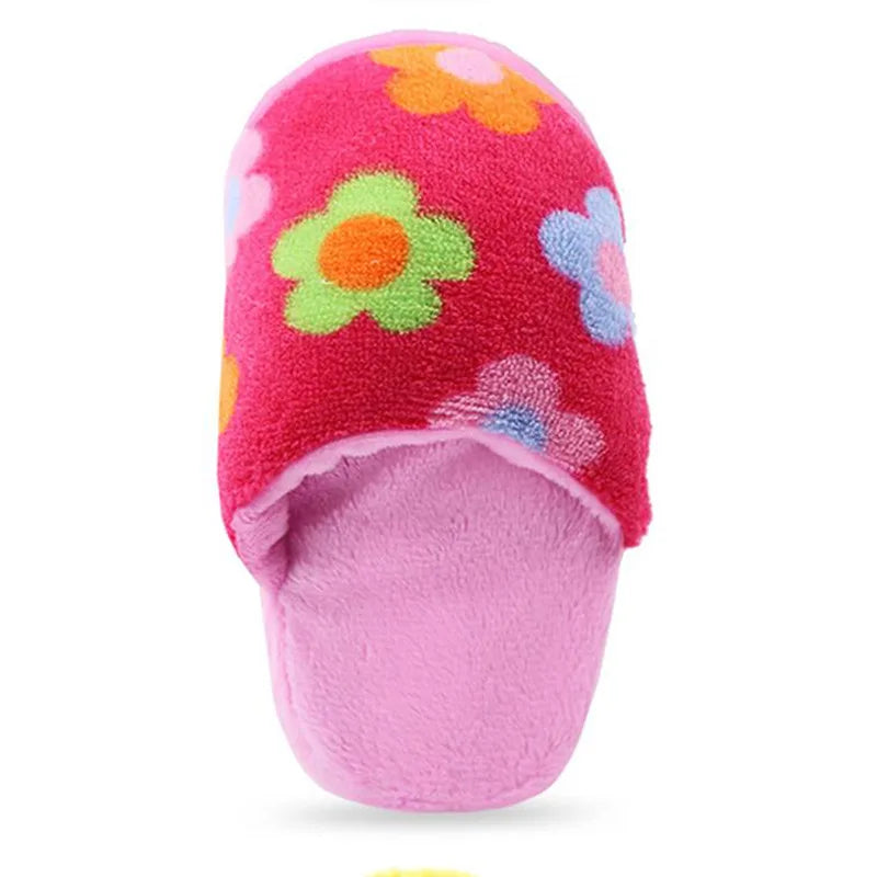 Juguete de Peluche con Sonido para Perros y Gatos – Forma de Pantufla | Masticable, Suave e Interactivo