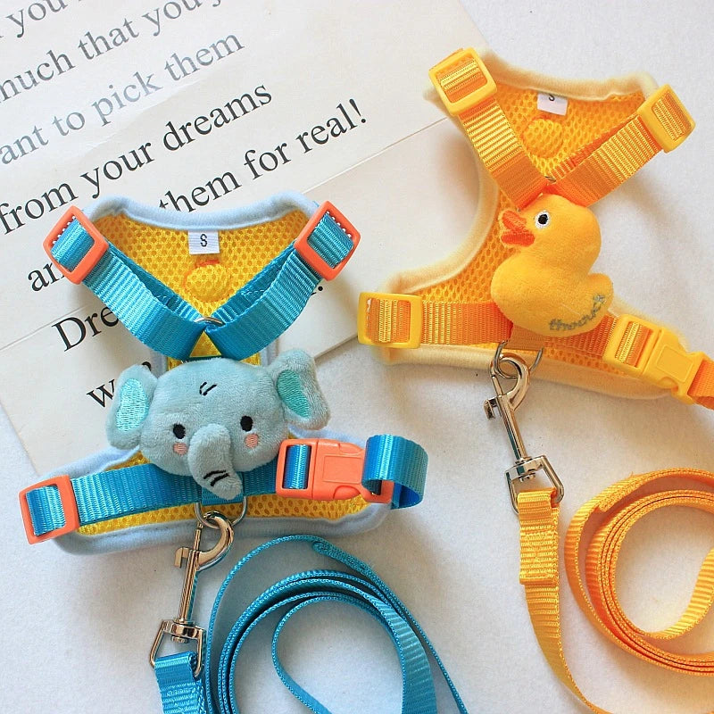Arnés Ajustable para Perros y Gatos con Estampado Animal + Correa