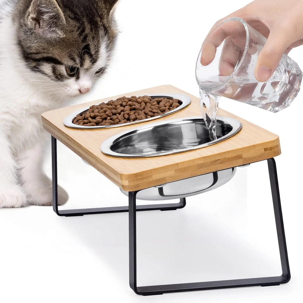 Comedero Elevado para Gatos 2 en 1 – Cuencos de Acero Inoxidable con Soporte de Madera Inclinado 15°