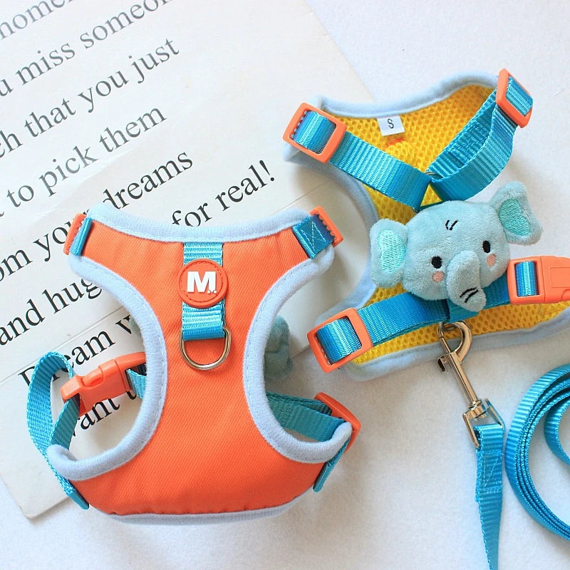 Arnés Ajustable para Perros y Gatos con Estampado Animal + Correa